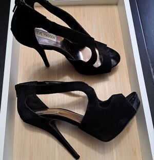 Steve Madden Black Suede Stilletto Heels   Size 8.5